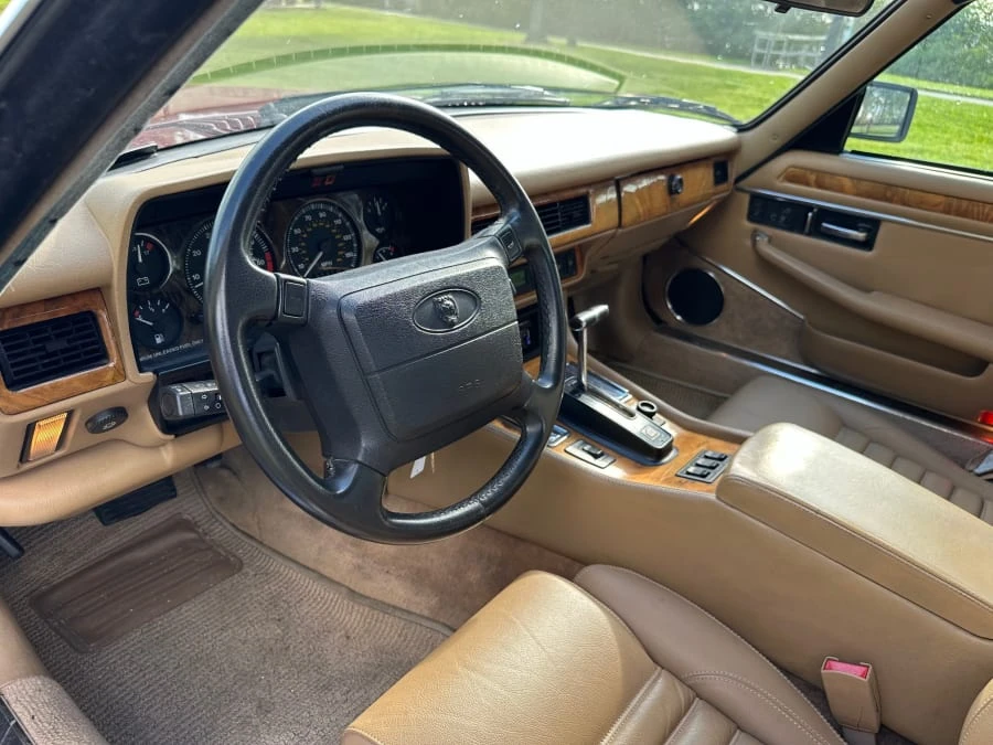 1993 Jaguar XJS Convertible - Image 8 of 16