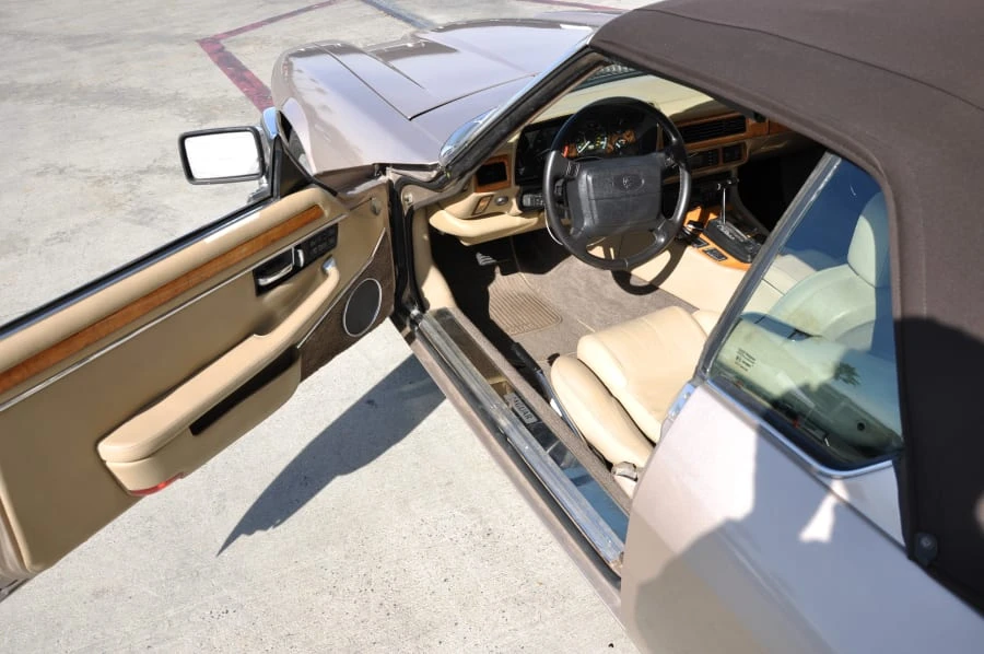 1993 Jaguar XJS Convertible - Image 2 of 9