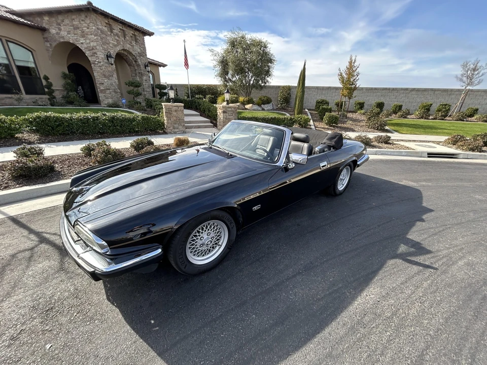 1993 Jaguar XJS Convertible - Image 2 of 31