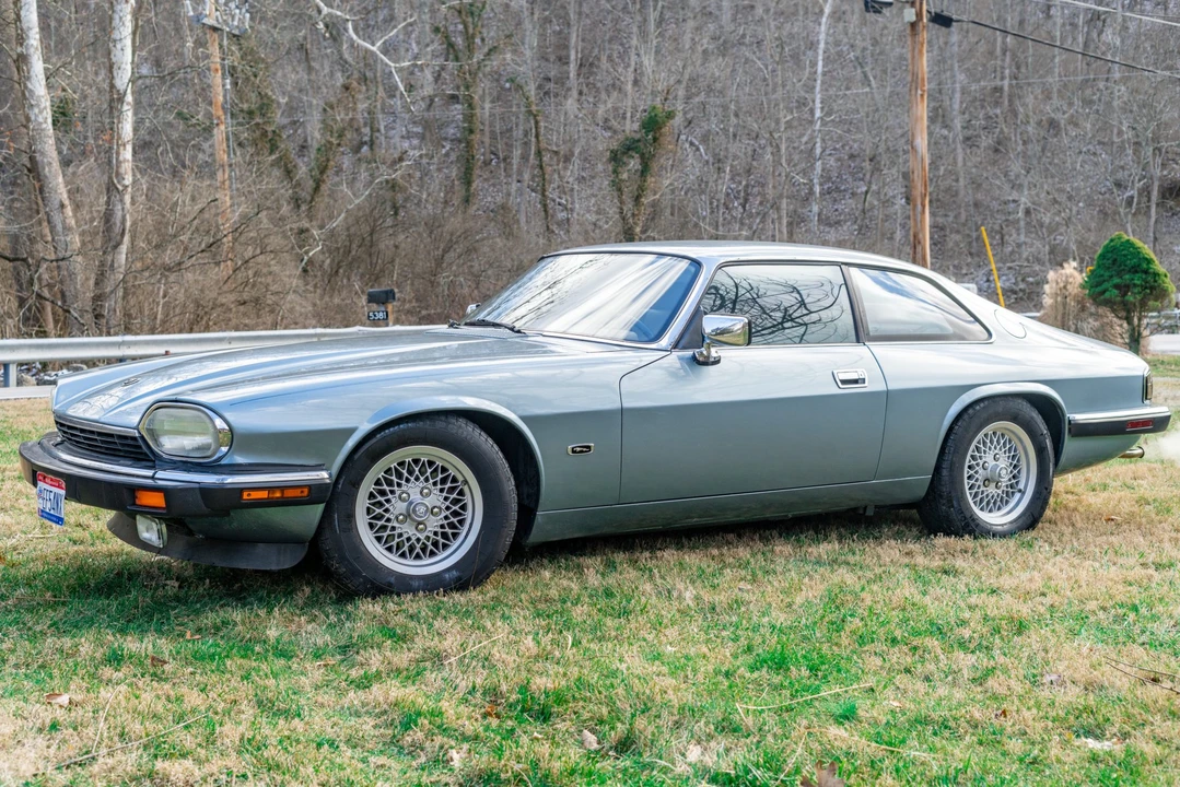 1993 Jaguar XJS - Image 2 of 31