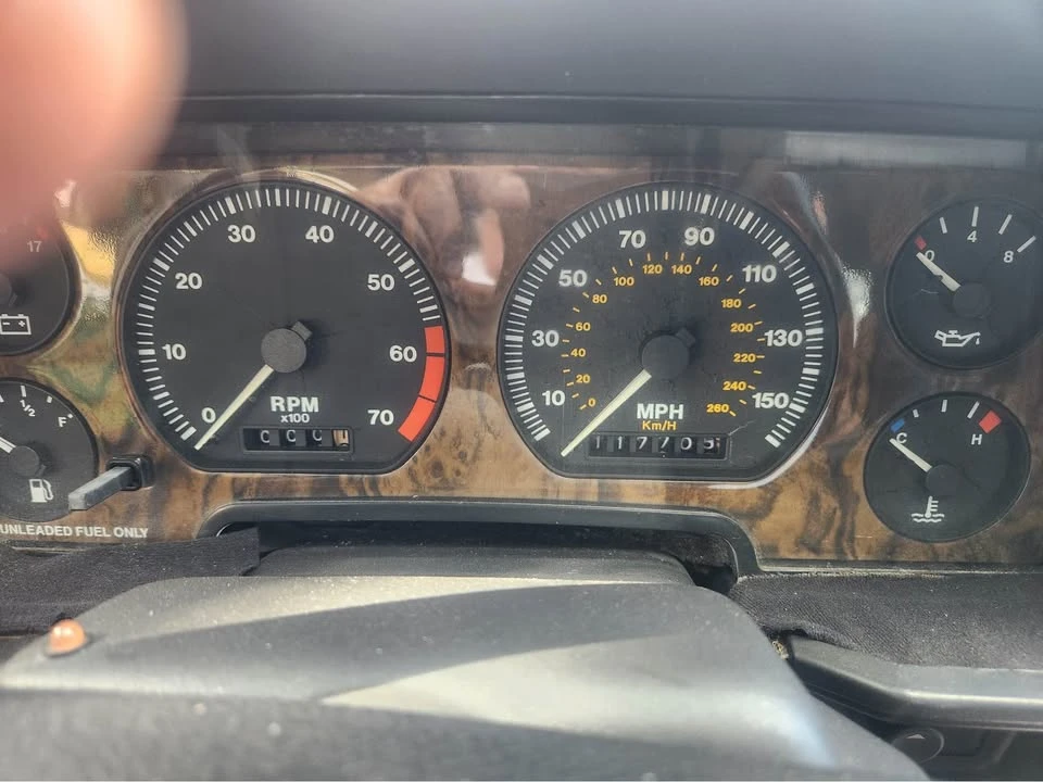 1993 Jaguar XJS - Image 2 of 9