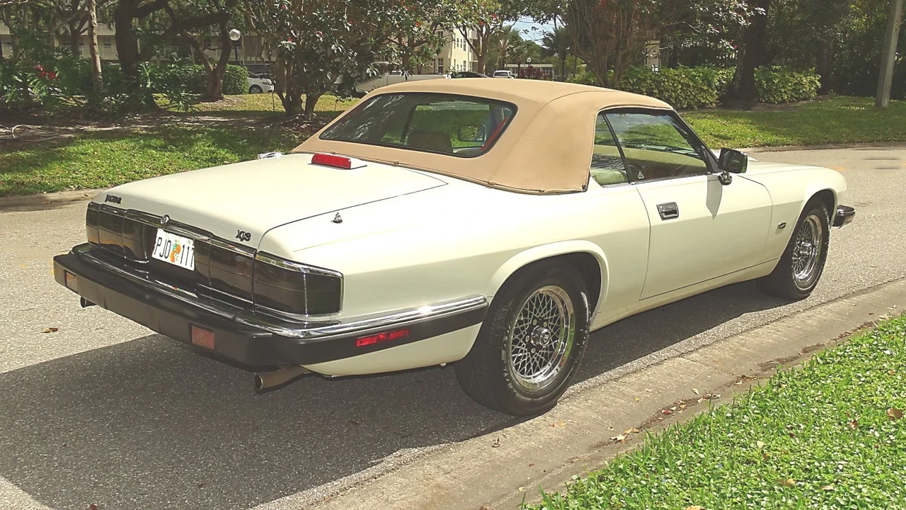 1993 Jaguar XJS Convertible - Image 6 of 21