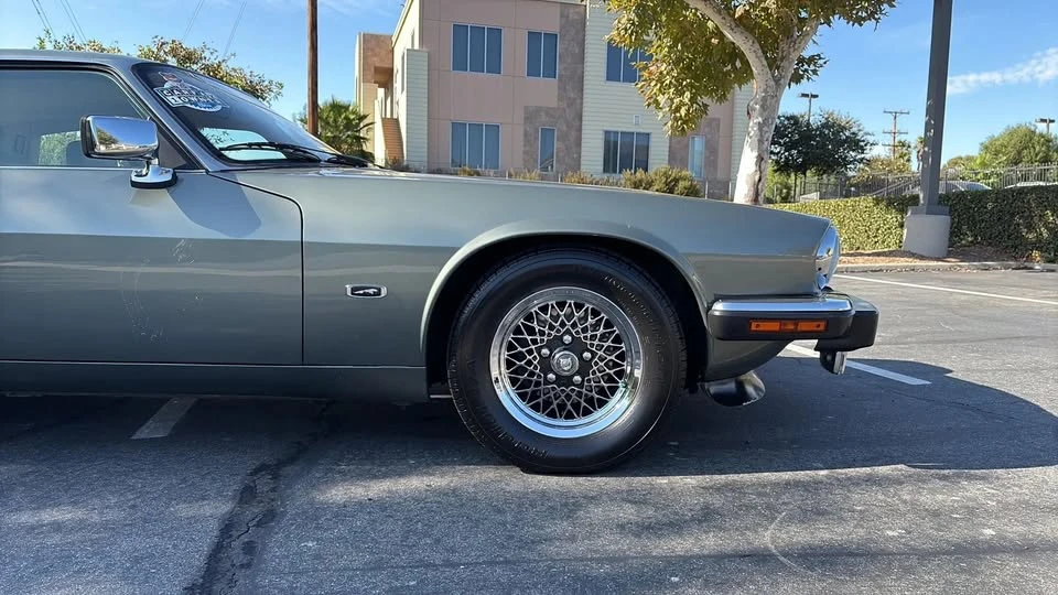1993 Jaguar XJS - Image 2 of 6
