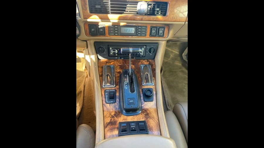 1993 Jaguar XJS - Image 6 of 18