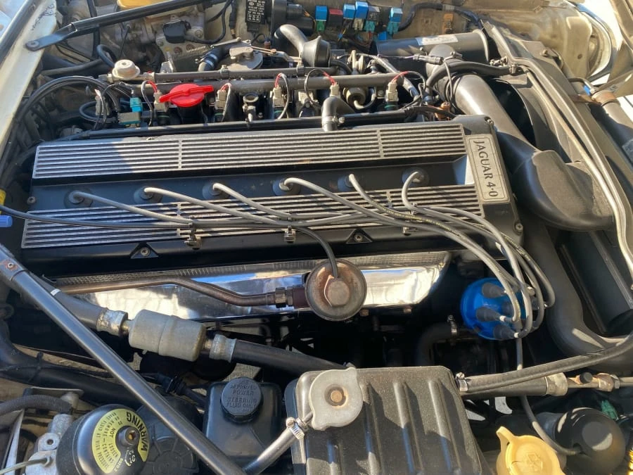 1993 Jaguar XJS - Image 10 of 18