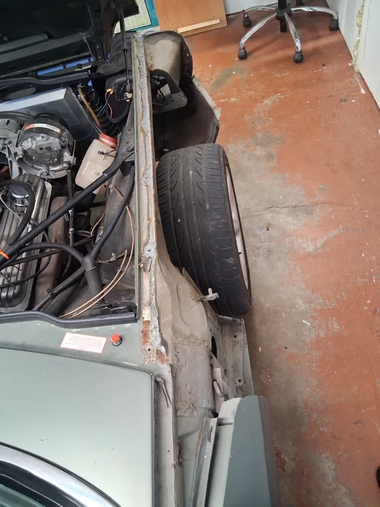 1993 Jaguar XJS - Image 8 of 11