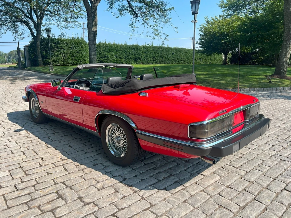 1993 Jaguar XJS - Image 16 of 31