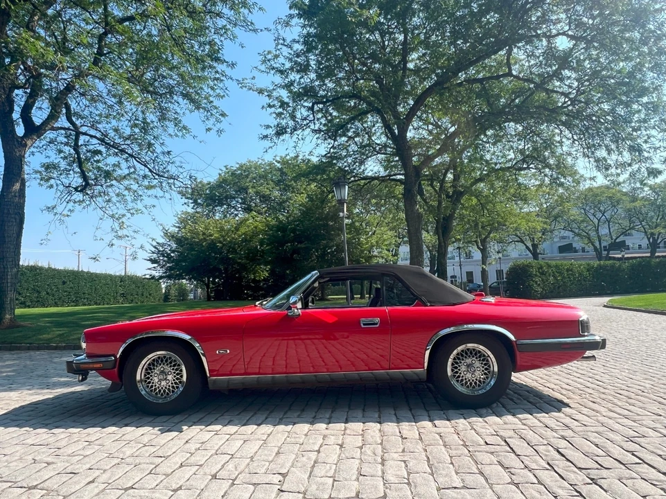 1993 Jaguar XJS - Image 2 of 31