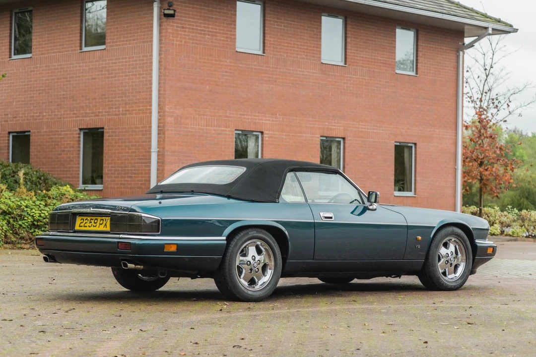 1993 Jaguar XJS Facelift V12 - Image 12 of 30