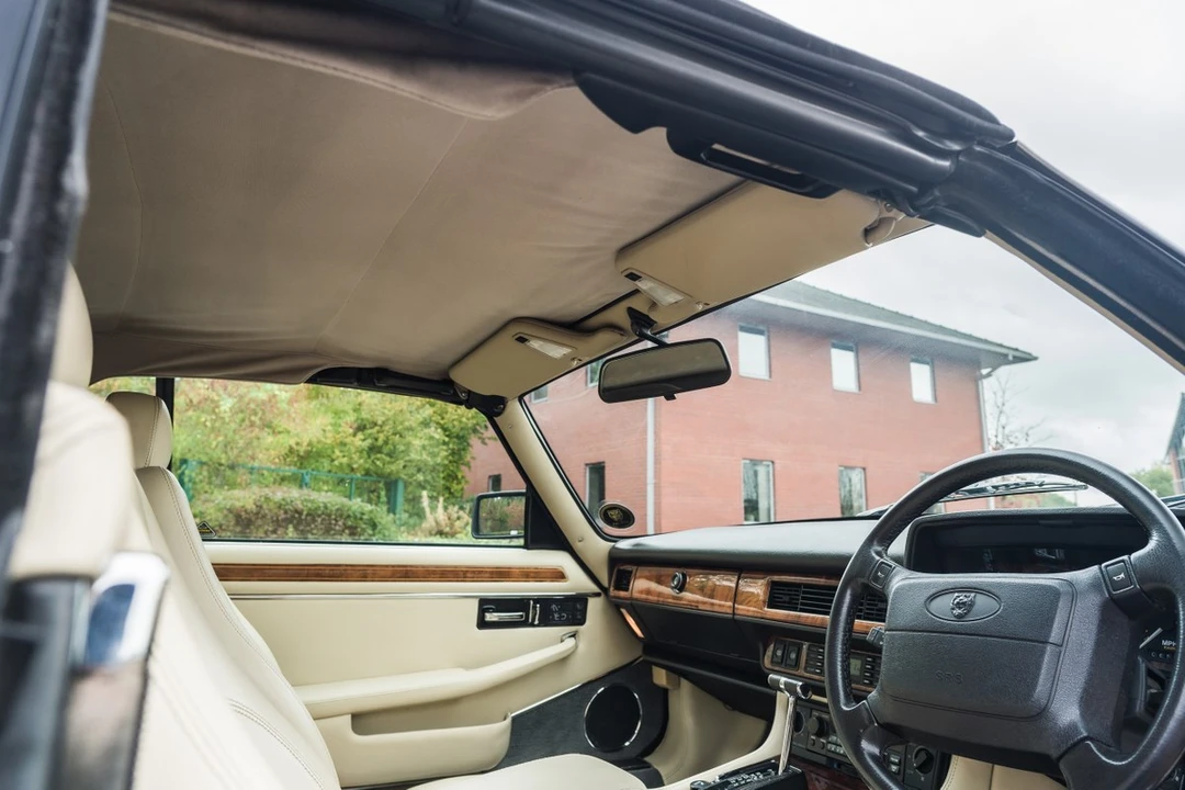 1993 Jaguar XJS Facelift V12 - Image 29 of 30