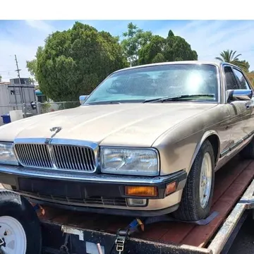 1993 Jaguar X16