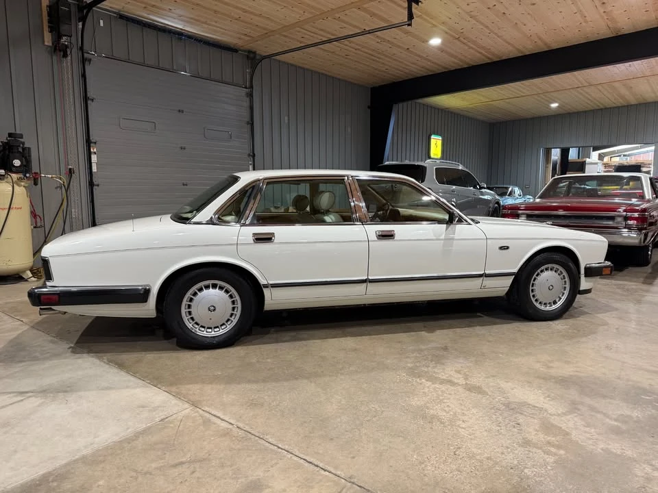 1993 Jaguar XJ40 XJ - Image 10 of 13