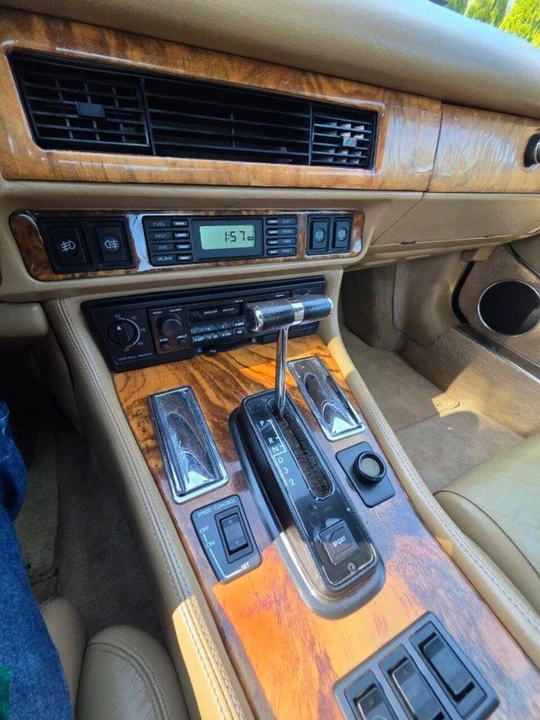 1993 Jaguar XJ Series 4 - Image 11 of 12