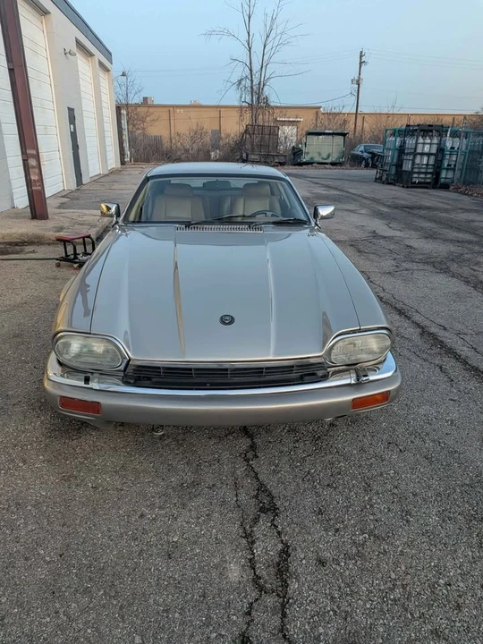 1993 Jaguar XJS - Image 2 of 8