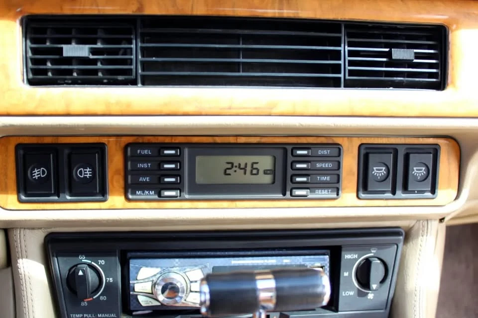 1993 Jaguar XJS Convertible - Image 13 of 19