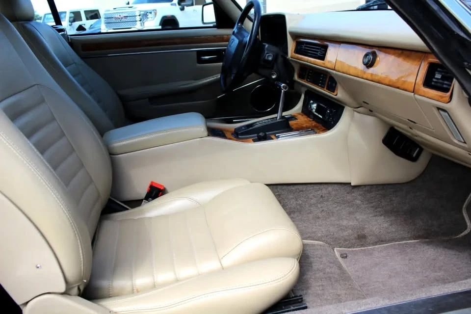 1993 Jaguar XJS Convertible - Image 17 of 19