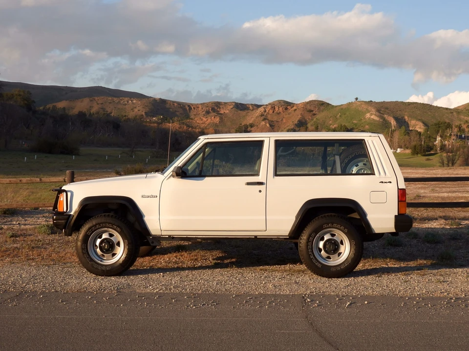 1993 Jeep XJ Cherokee - Image 23 of 31