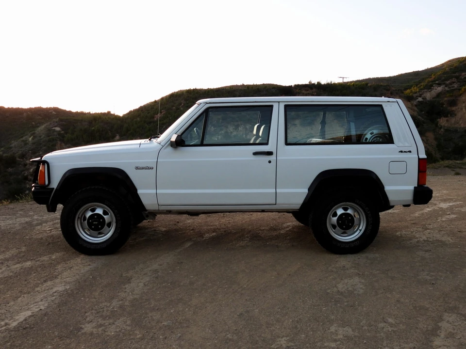 1993 Jeep XJ Cherokee - Image 5 of 31