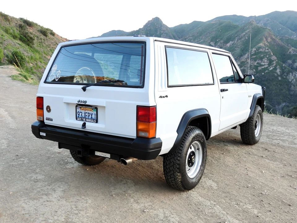 1993 Jeep XJ Cherokee - Image 10 of 31