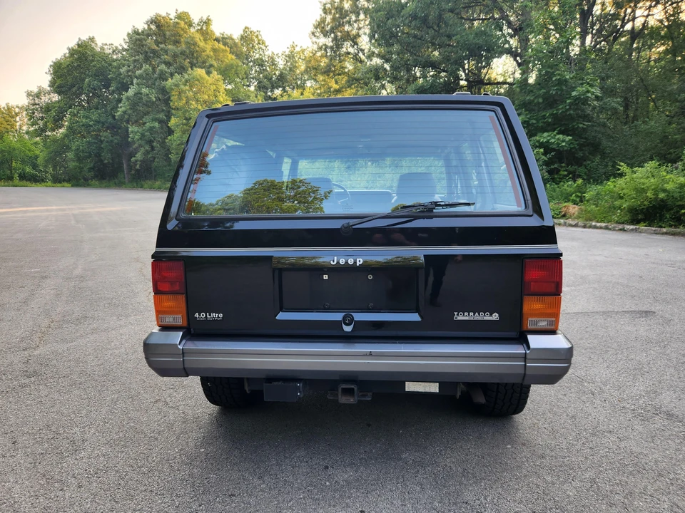 1993 Jeep XJ Cherokee - Image 9 of 31