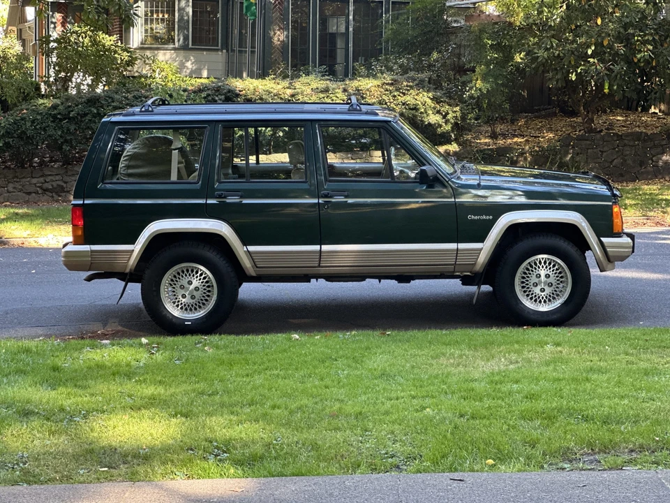 1993 Jeep XJ Cherokee - Image 9 of 31