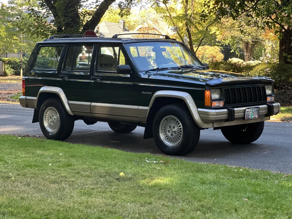 1993 Jeep XJ Cherokee - Image 10 of 31