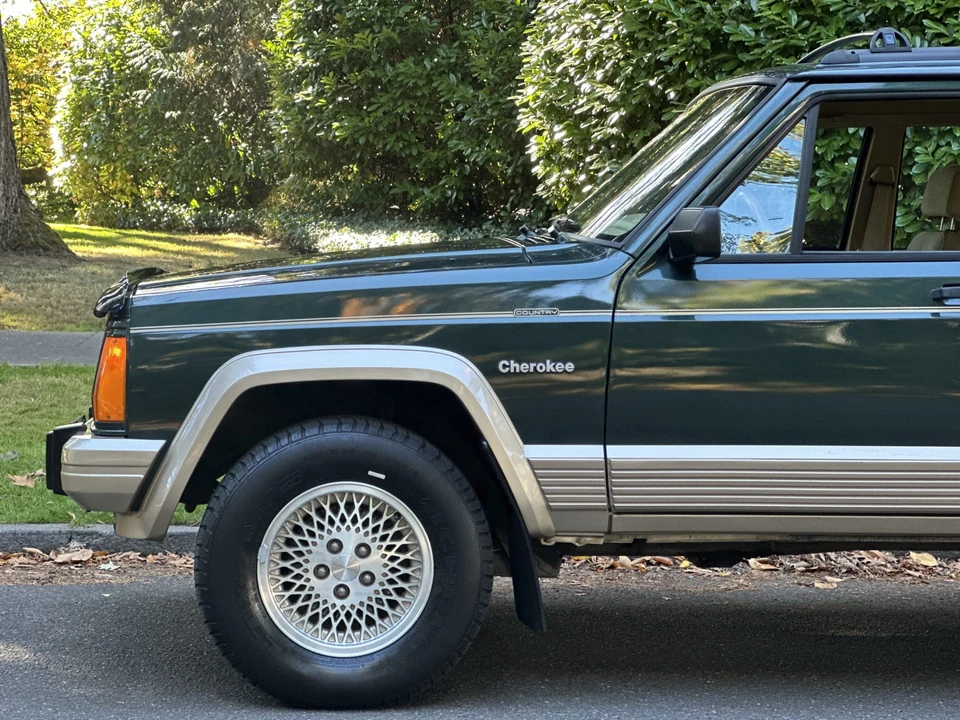 1993 Jeep XJ Cherokee - Image 14 of 31