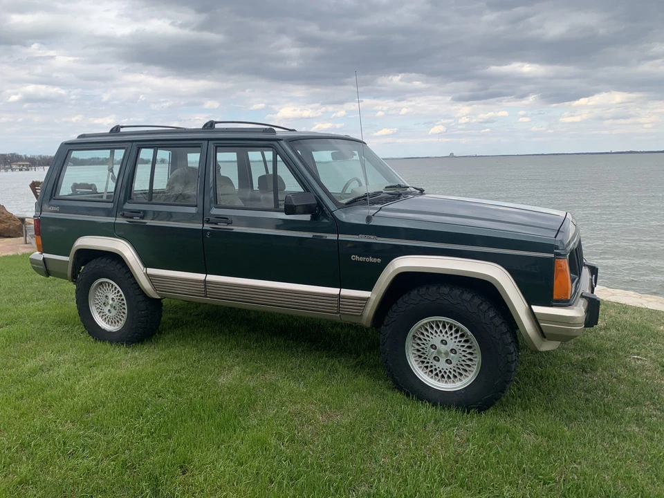 1993 Jeep XJ Cherokee - Image 10 of 31