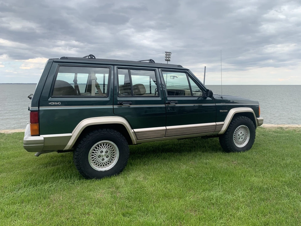 1993 Jeep XJ Cherokee - Image 14 of 31