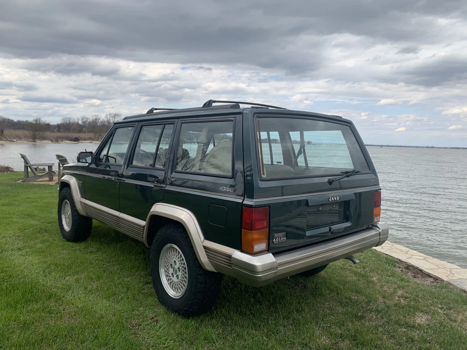 1993 Jeep XJ Cherokee - Image 19 of 31