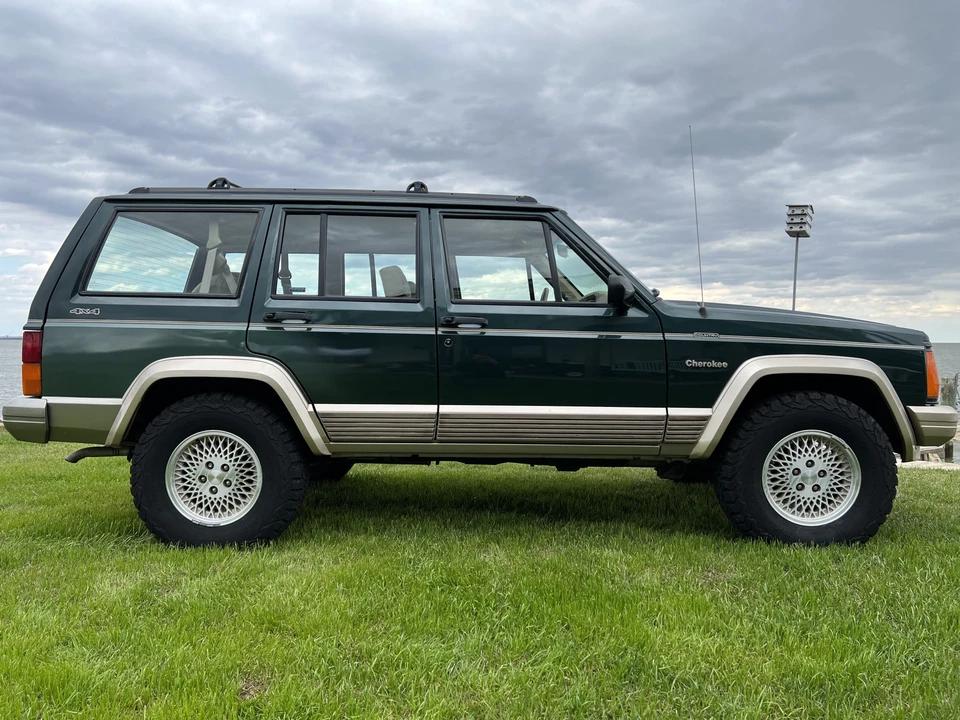 1993 Jeep XJ Cherokee - Image 12 of 31
