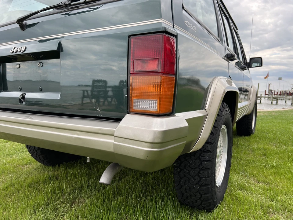 1993 Jeep XJ Cherokee - Image 30 of 31
