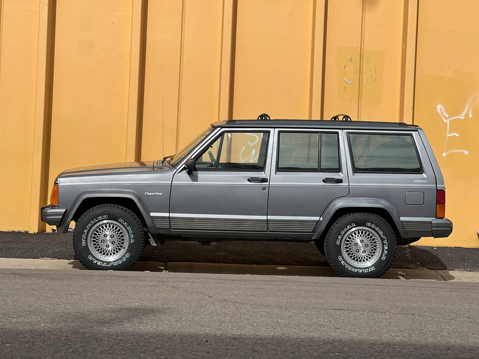 1993 Jeep XJ Cherokee - Image 7 of 31