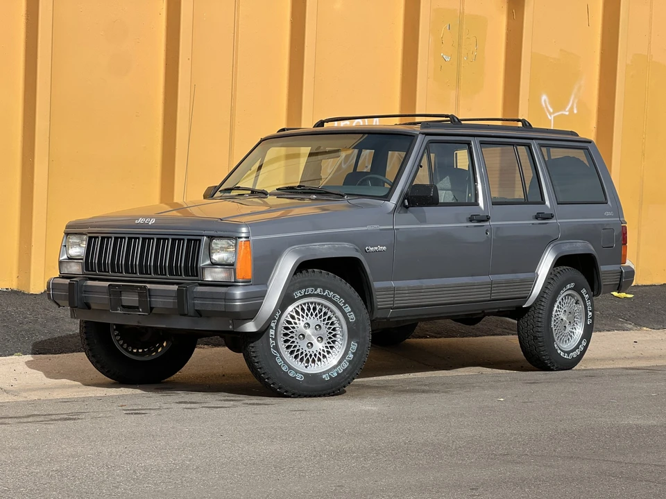 1993 Jeep XJ Cherokee - Image 6 of 31