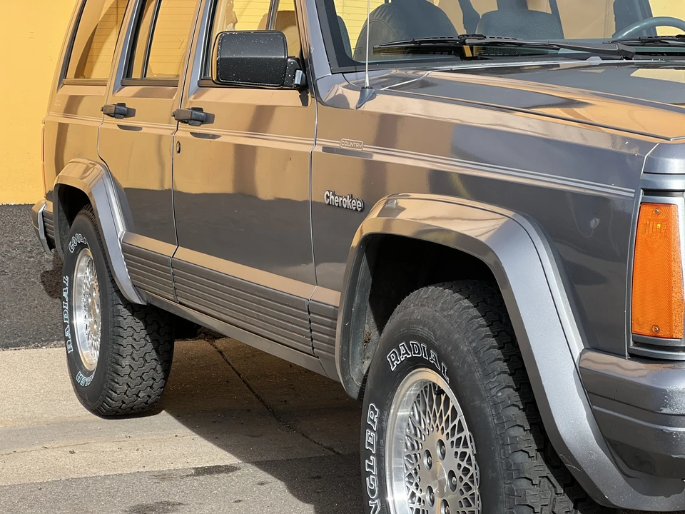 1993 Jeep XJ Cherokee - Image 15 of 31