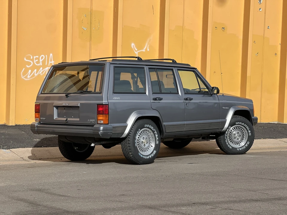 1993 Jeep XJ Cherokee - Image 11 of 31