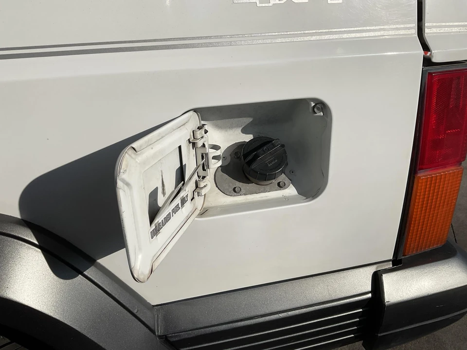 1993 Jeep XJ Cherokee - Image 25 of 31