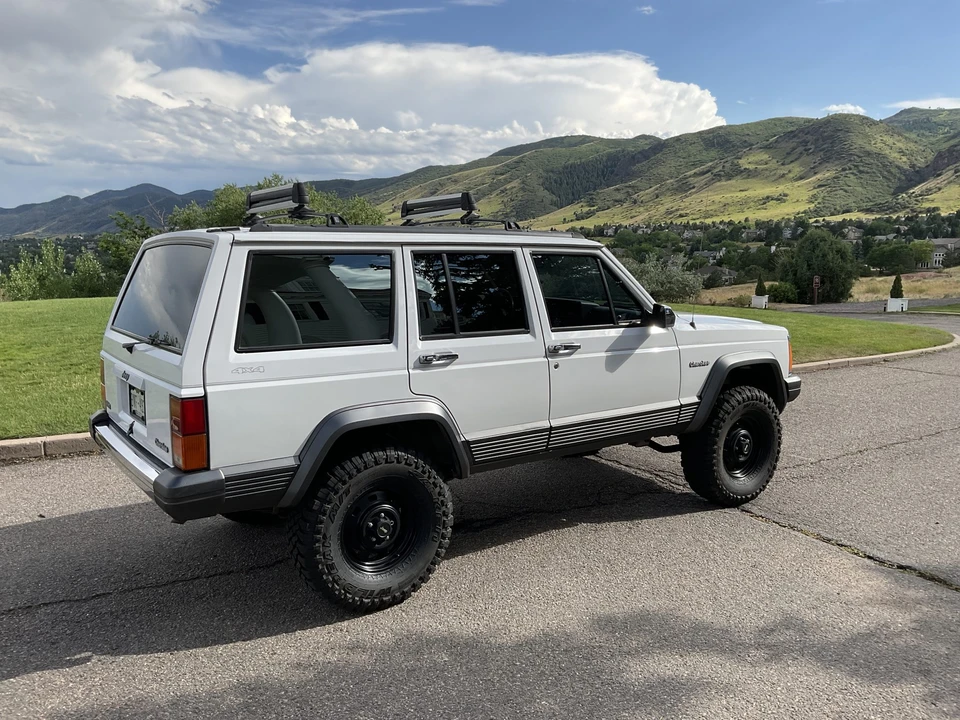 1993 Jeep XJ Cherokee - Image 11 of 31