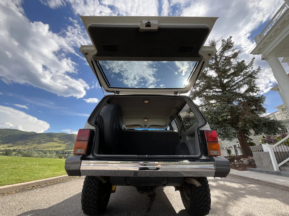 1993 Jeep XJ Cherokee - Image 18 of 31