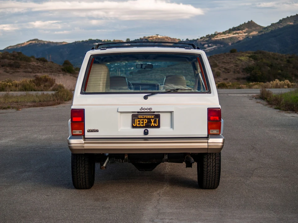 1993 Jeep XJ Cherokee - Image 11 of 31