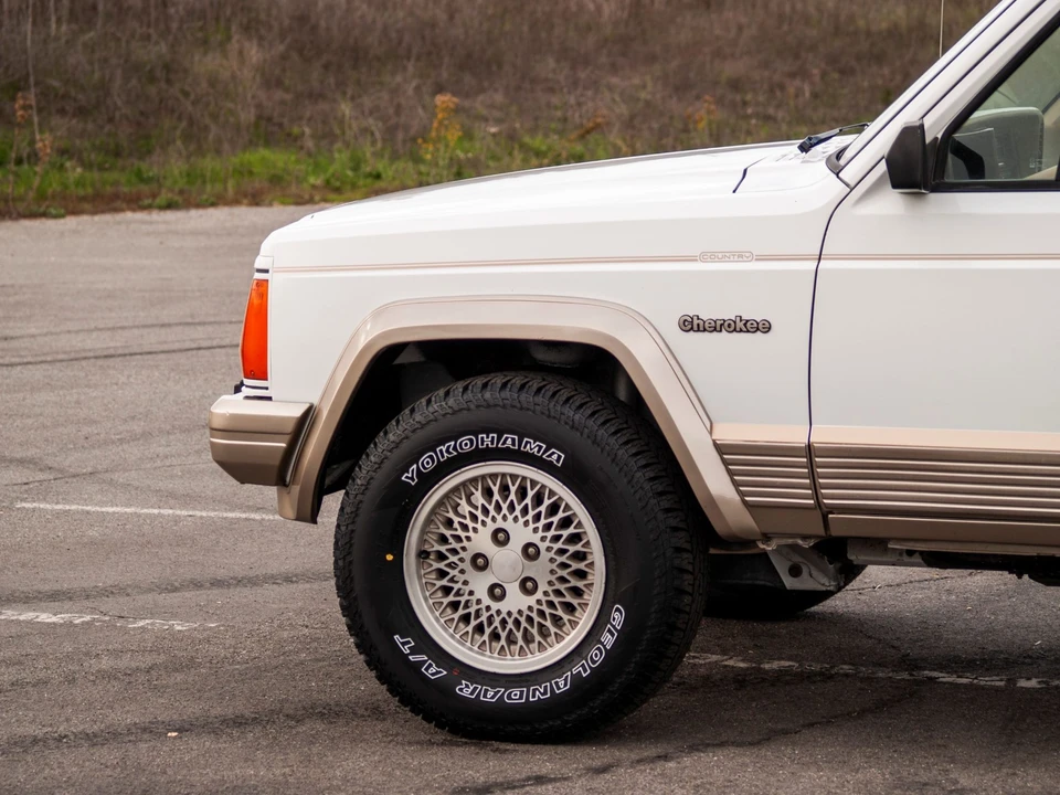 1993 Jeep XJ Cherokee - Image 27 of 31