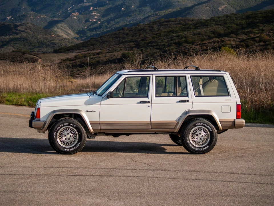 1993 Jeep XJ Cherokee - Image 7 of 31