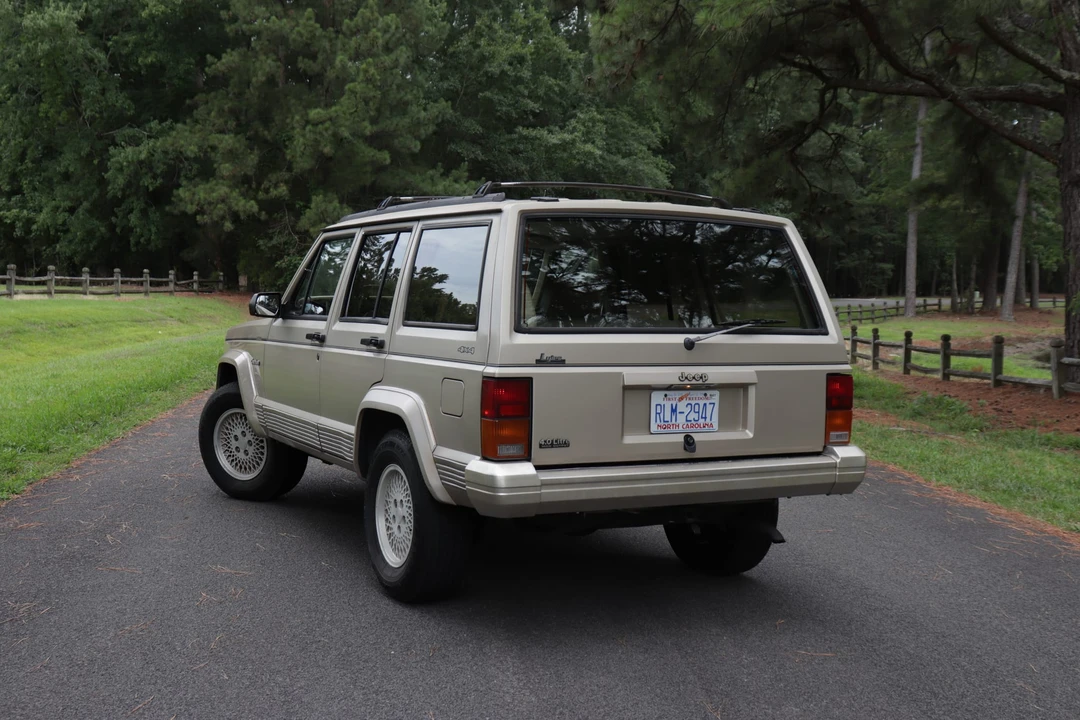 1993 Jeep XJ Cherokee - Image 14 of 31