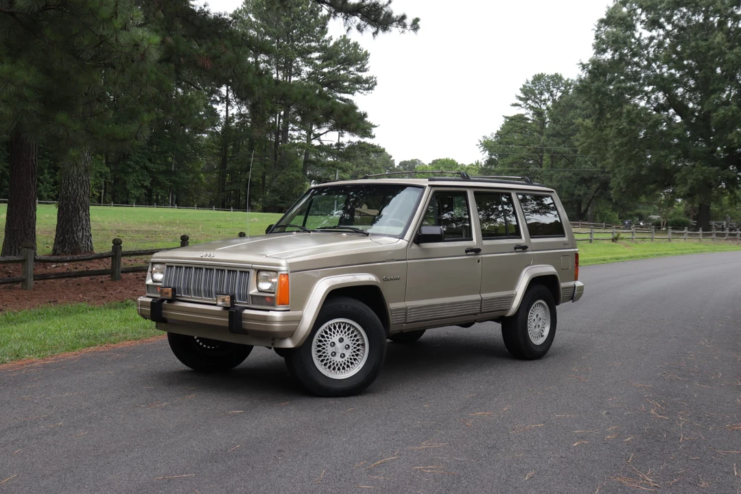 1993 Jeep XJ Cherokee - Image 2 of 31