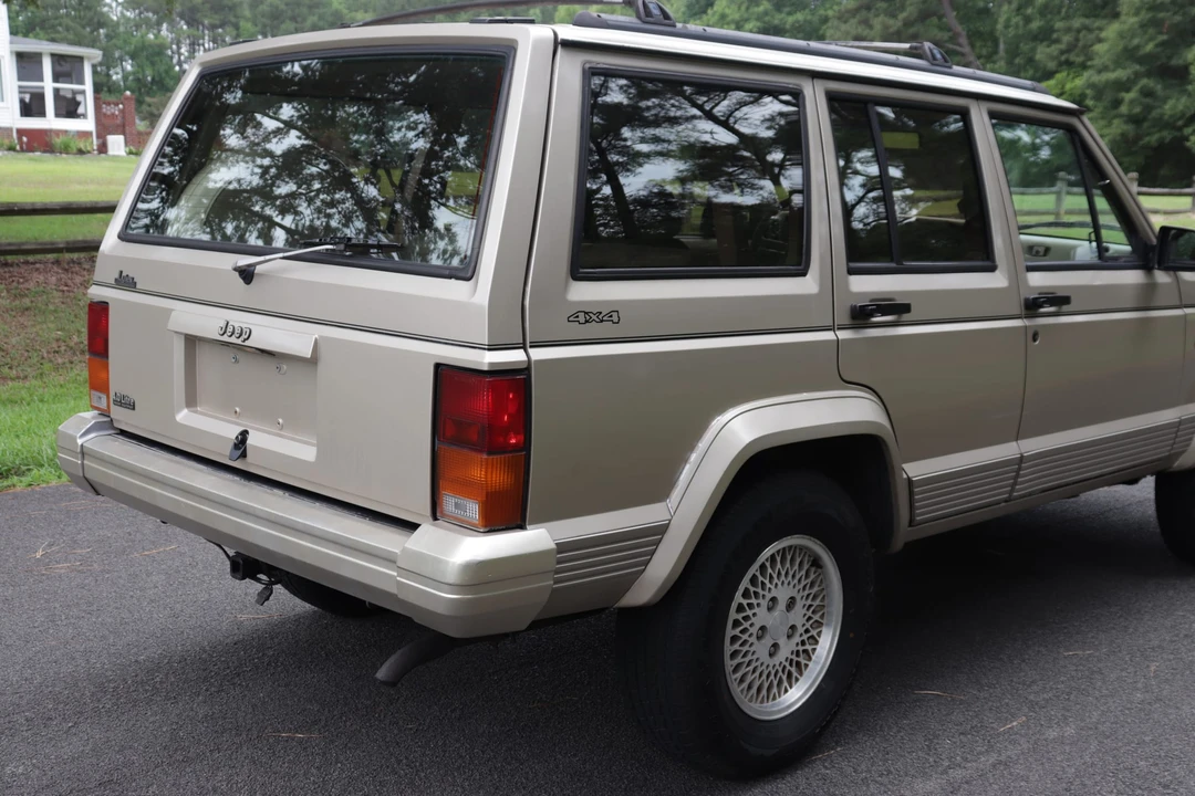 1993 Jeep XJ Cherokee - Image 26 of 31