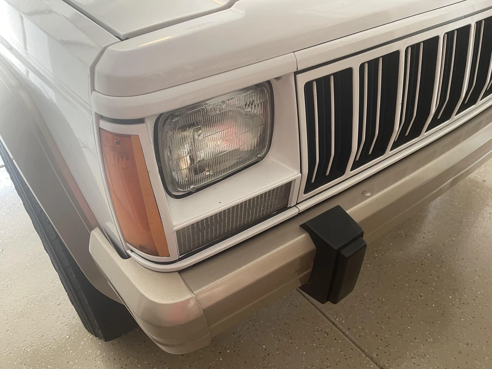 1993 Jeep XJ Cherokee - Image 10 of 31