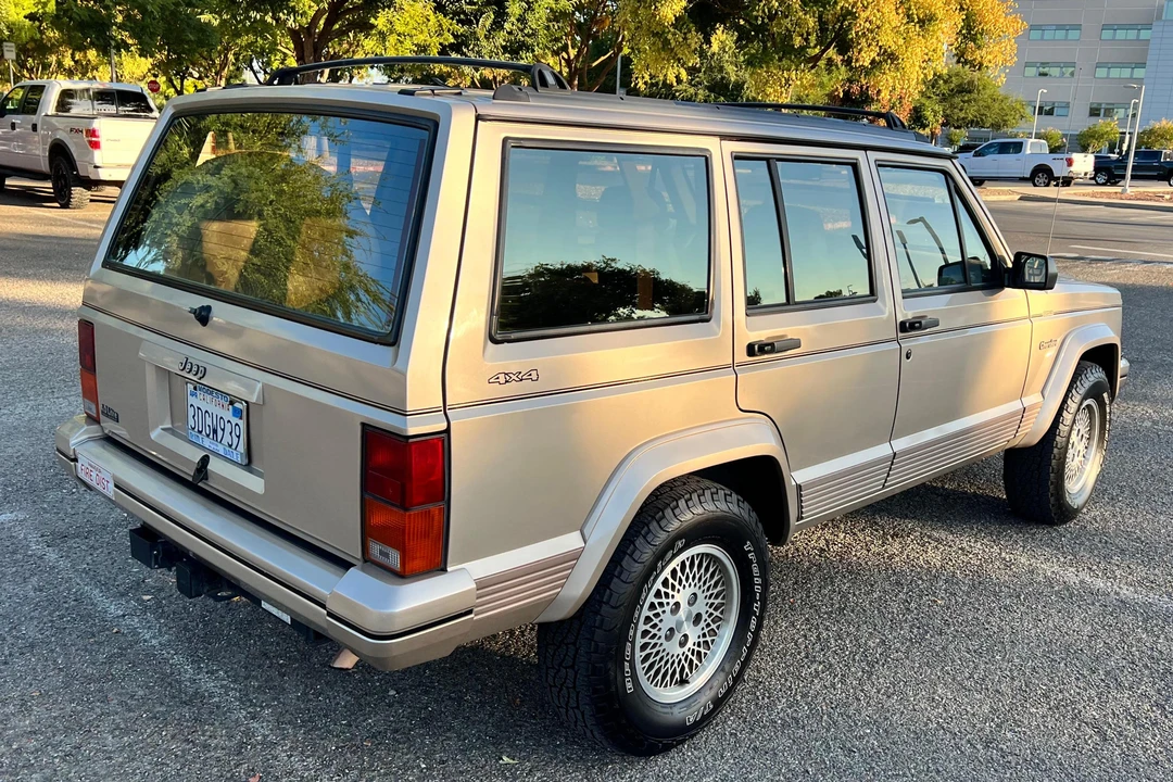 1993 Jeep XJ Cherokee - Image 4 of 31