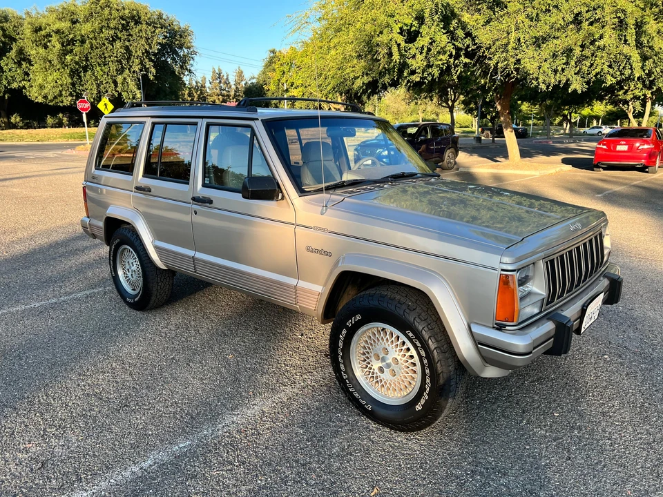 1993 Jeep XJ Cherokee - Image 22 of 31