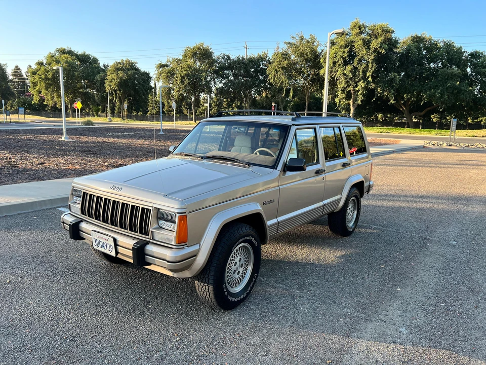 1993 Jeep XJ Cherokee - Image 11 of 31