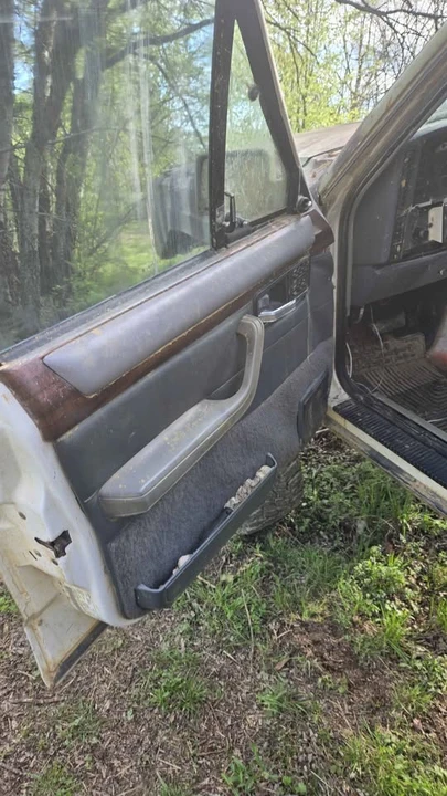 1993 Jeep XJ Cherokee - Image 10 of 19